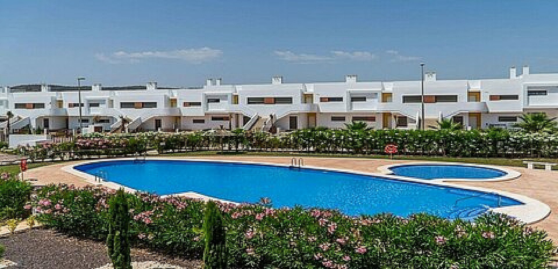 Resale - 2 Bedroom 2 Bathroom Apartment in Los Montesinos -  - Alicante
