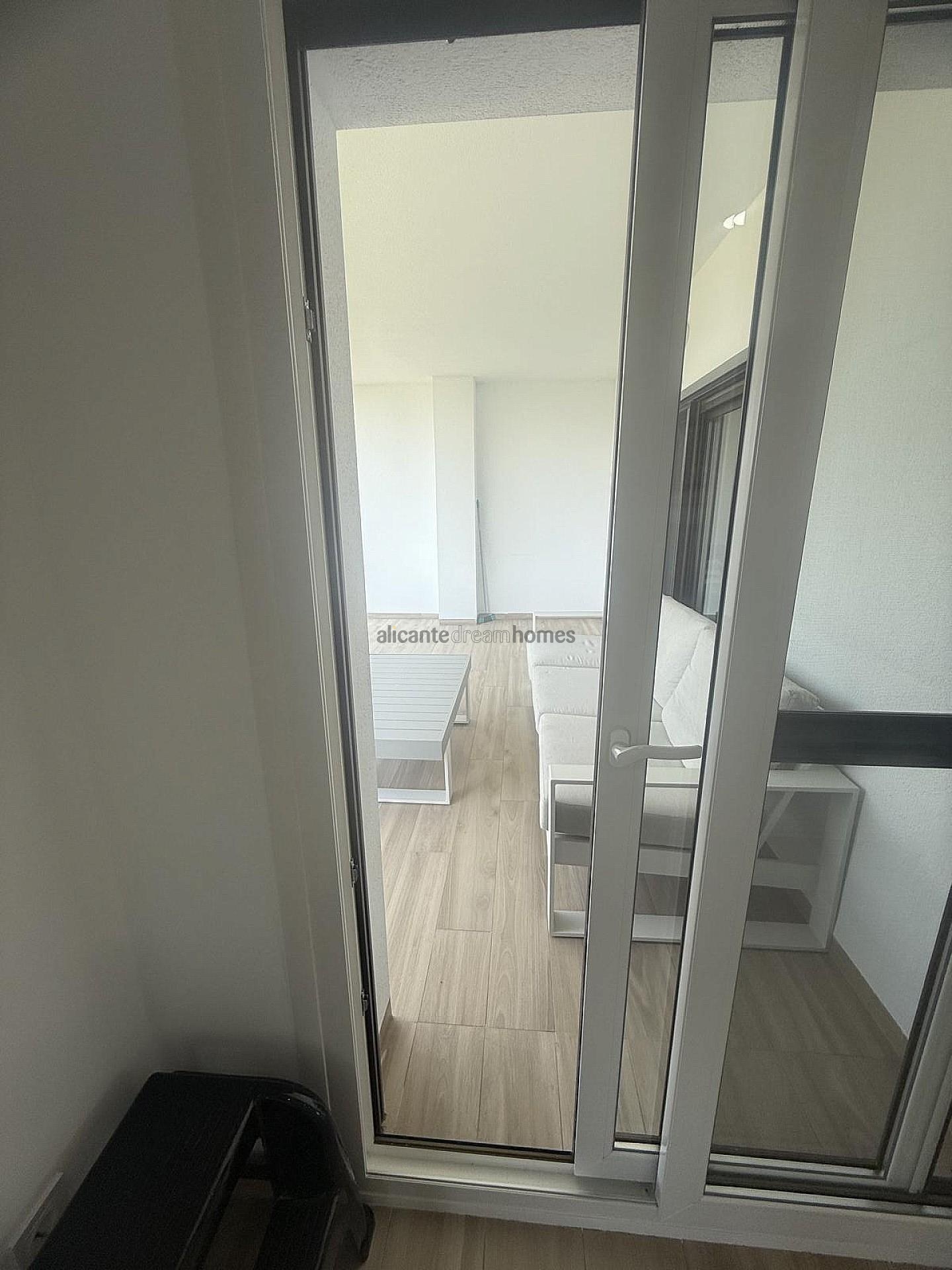 Resale - 2 Bedroom 2 Bathroom Apartment in Los Montesinos -  - Alicante