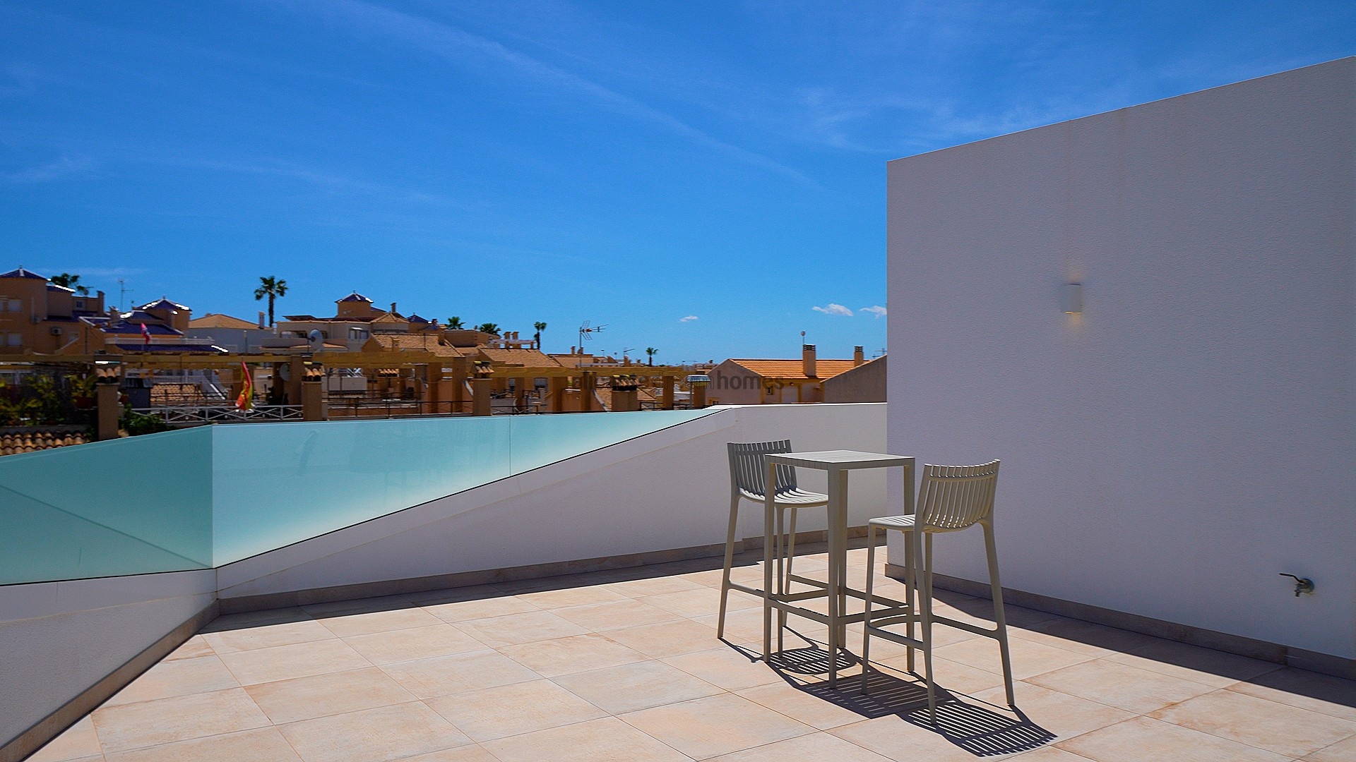 Resale - 3 Bedroom 3 Bathroom Villa in Orihuela Costa -  - Alicante