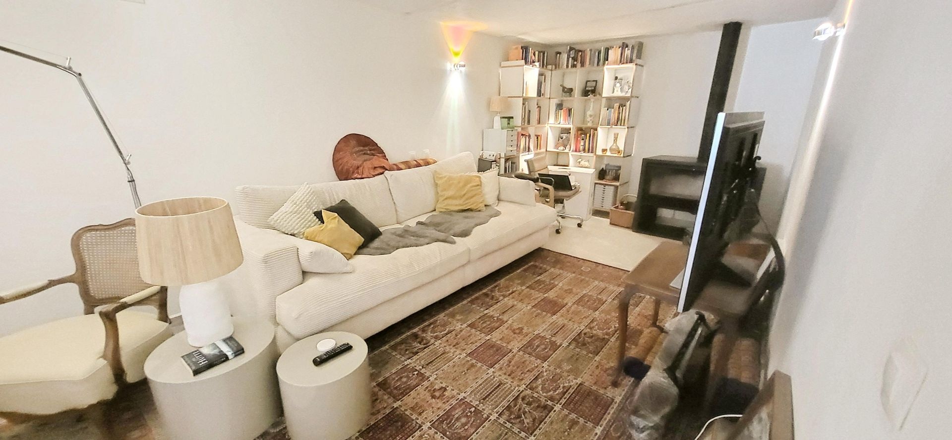 Resale - 2 Bedroom 1 Bathroom Country house in La Romana -  - Alicante