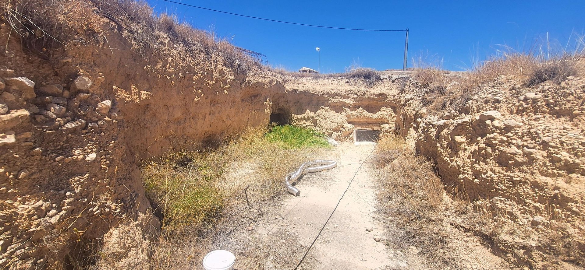 Resale - 2 Bedroom 1 Bathroom Country house in La Romana -  - Alicante
