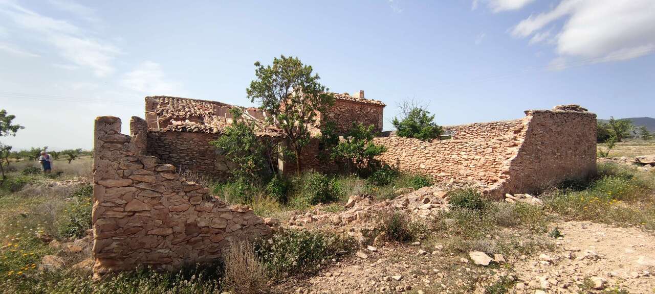 Resale - Country house in Pinoso - , Pinoso, Alicante, Spain - Alicante