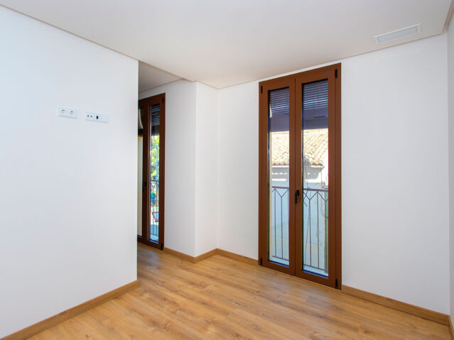 Resale - 3 Bedroom 2 Bathroom Apartment in Hondon de las Nieves -  - Alicante
