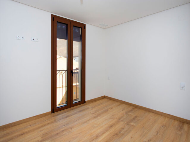 Resale - 3 Bedroom 2 Bathroom Apartment in Hondon de las Nieves -  - Alicante