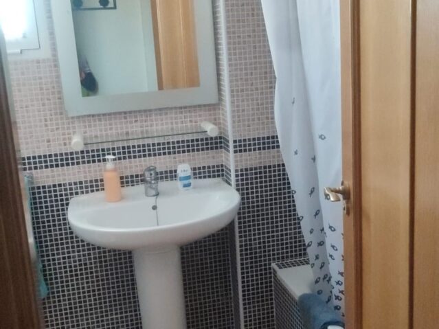 Resale - 2 Bedroom 2 Bathroom Apartment in Pinoso -  - Alicante