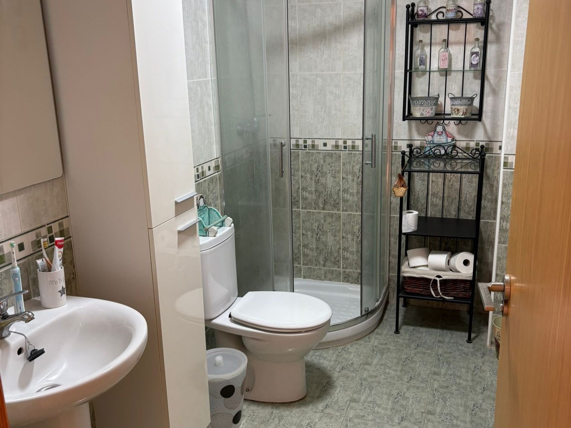 Resale - 4 Bedroom 2 Bathroom Townhouse in Pinoso -  - Alicante