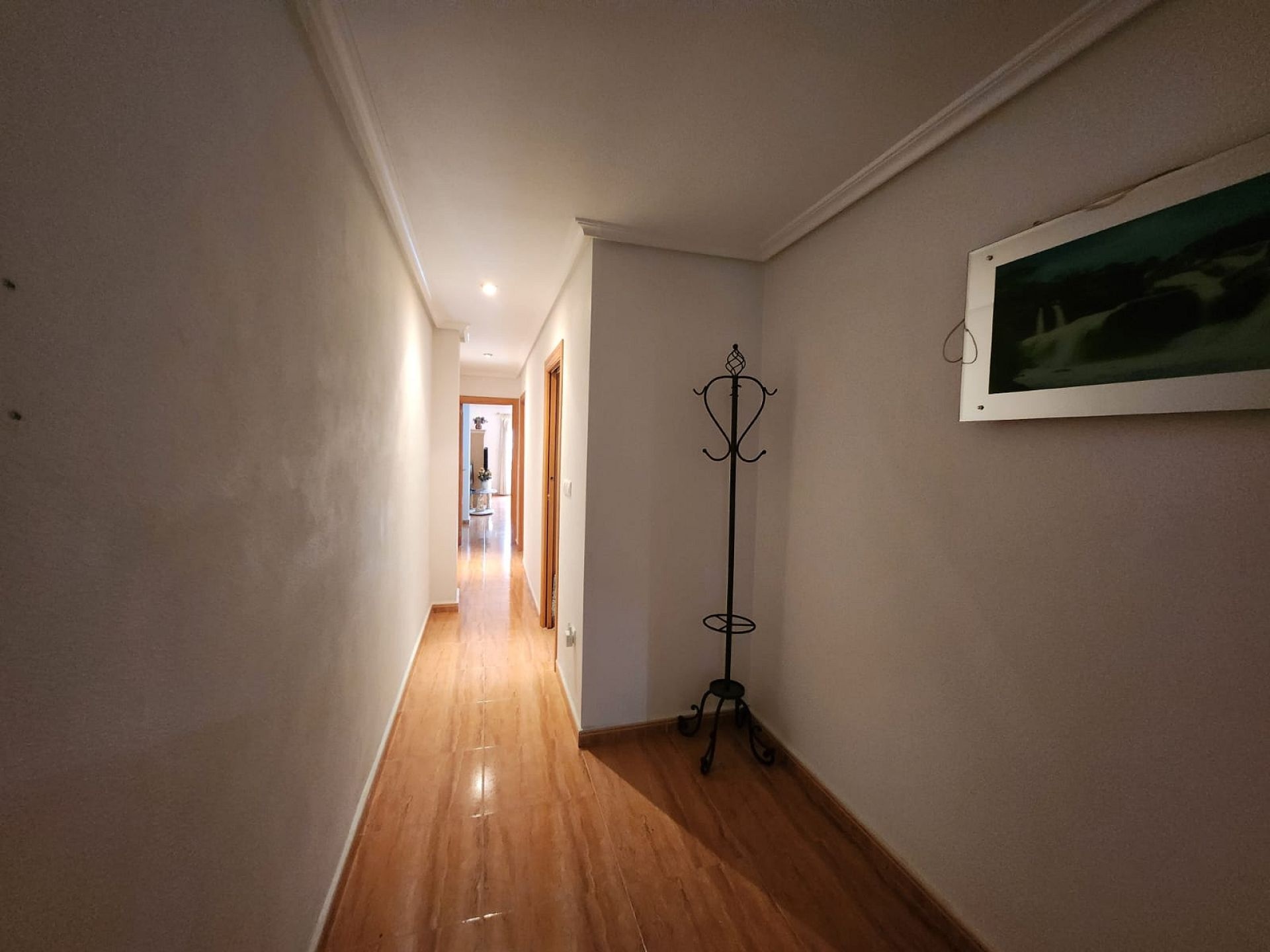 Resale - 3 Bedroom 2 Bathroom Apartment in Pinoso -  - Alicante