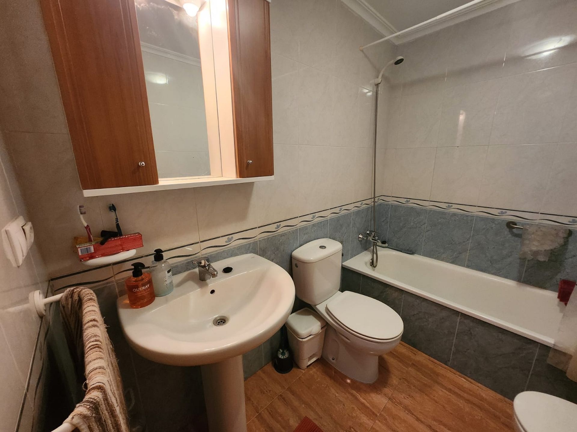 Resale - 3 Bedroom 2 Bathroom Apartment in Pinoso -  - Alicante