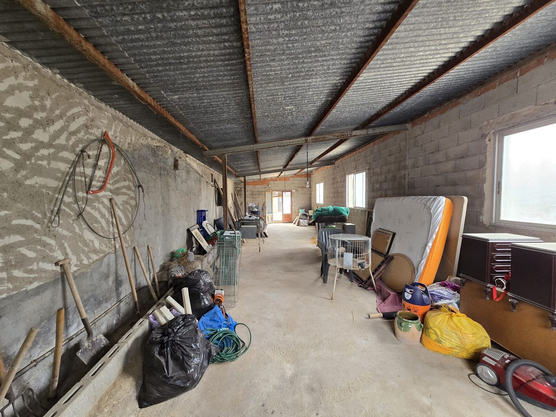 Resale - 1 Bathroom Restoration Project in Sax -  - Alicante