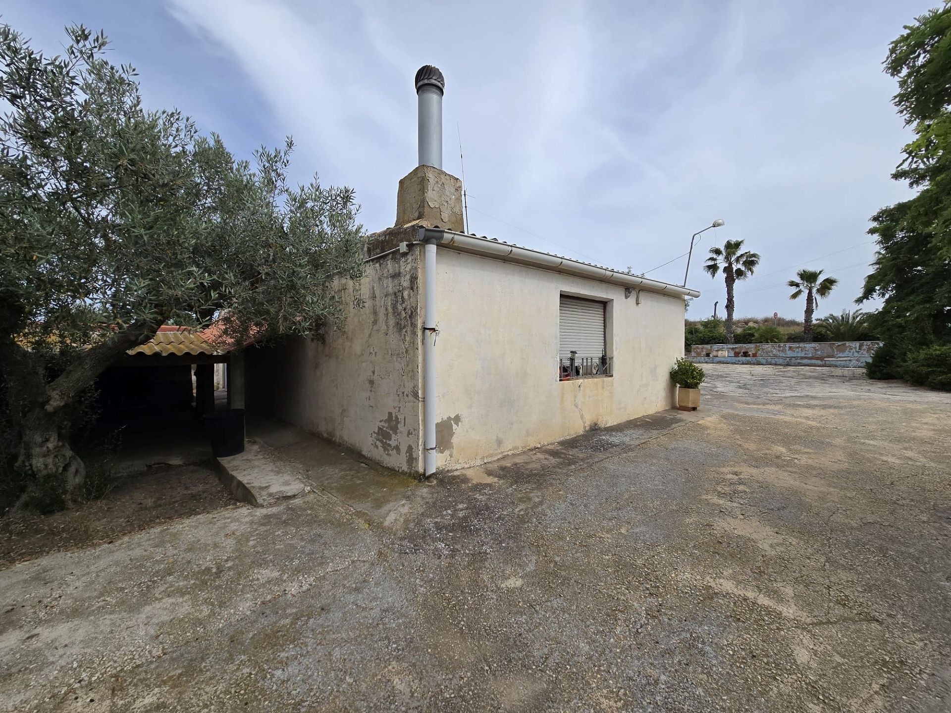Resale - 1 Bathroom Restoration Project in Sax -  - Alicante