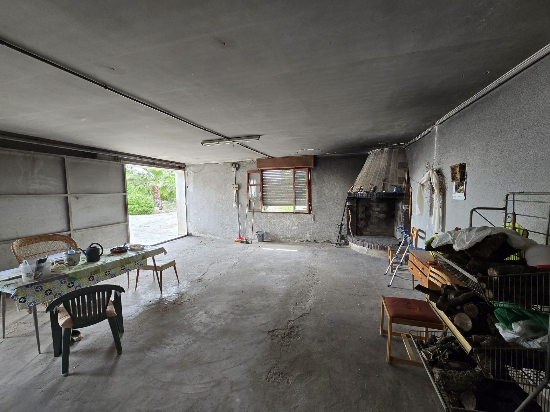 Resale - 1 Bathroom Restoration Project in Sax -  - Alicante
