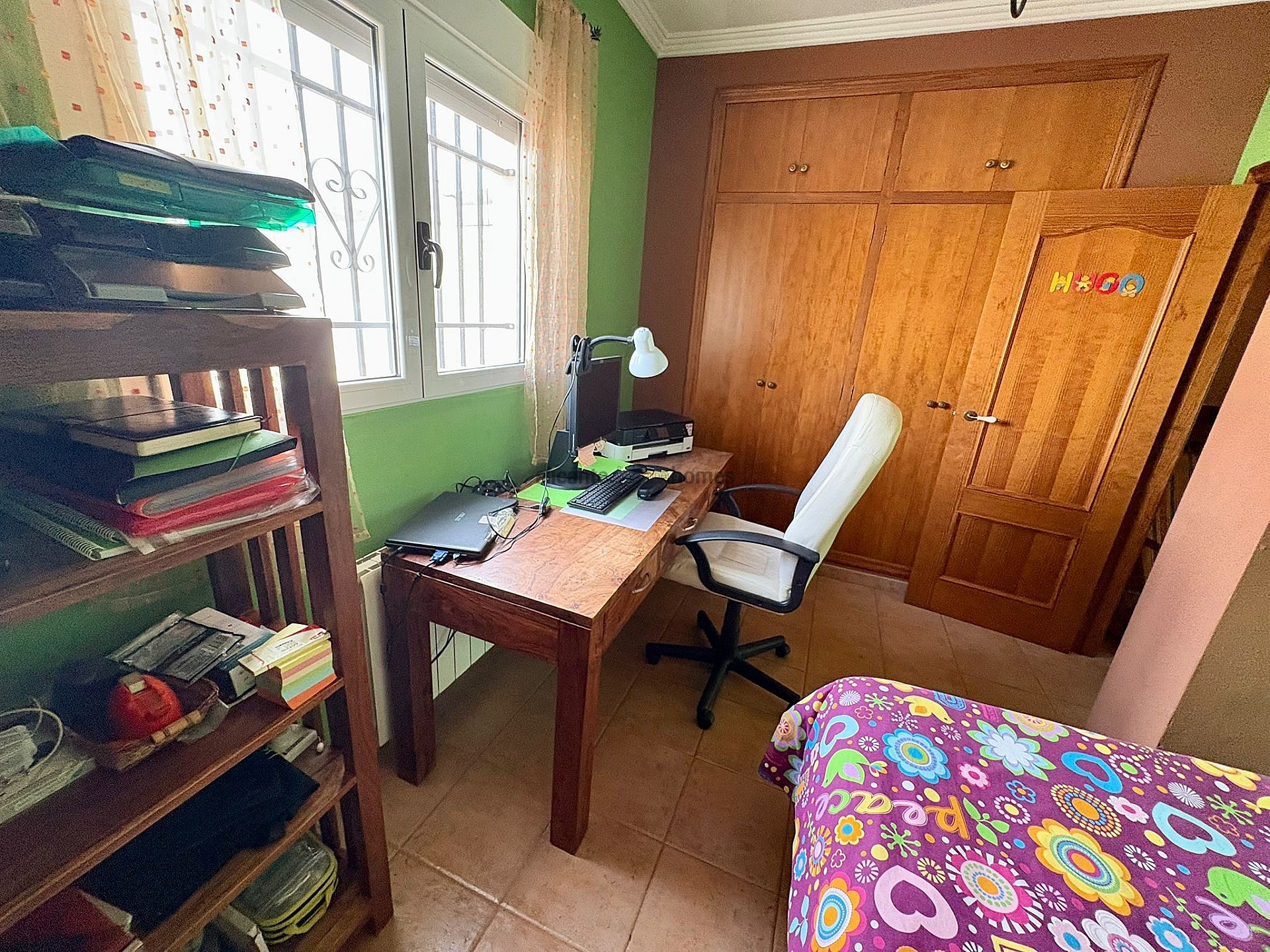 Resale - 4 Bedroom 2 Bathroom Townhouse in Pinoso -  - Alicante