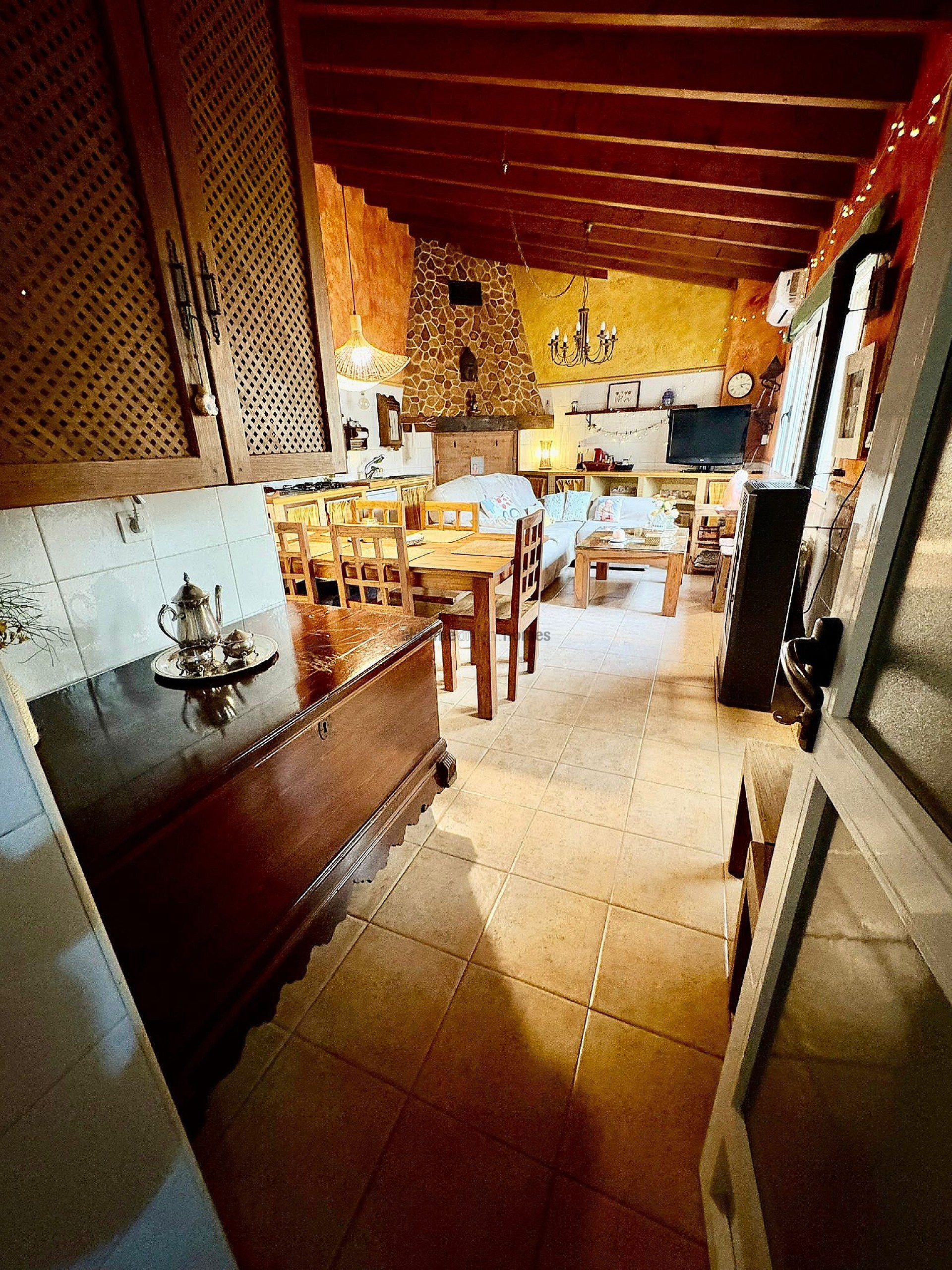 Resale - 4 Bedroom 2 Bathroom Townhouse in Pinoso -  - Alicante
