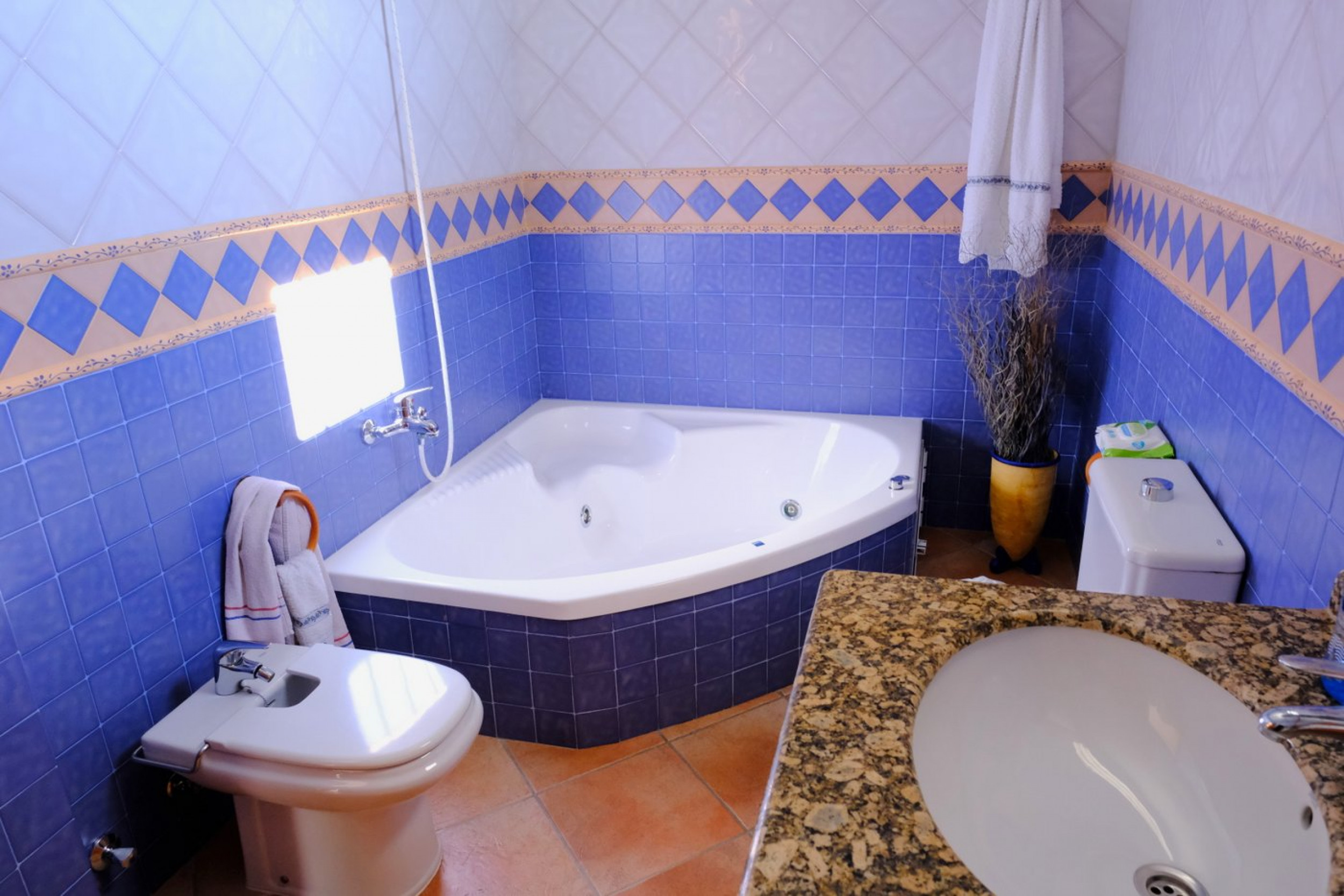 Resale - 5 Bedroom 3 Bathroom Villa in Orihuela -  - Alicante