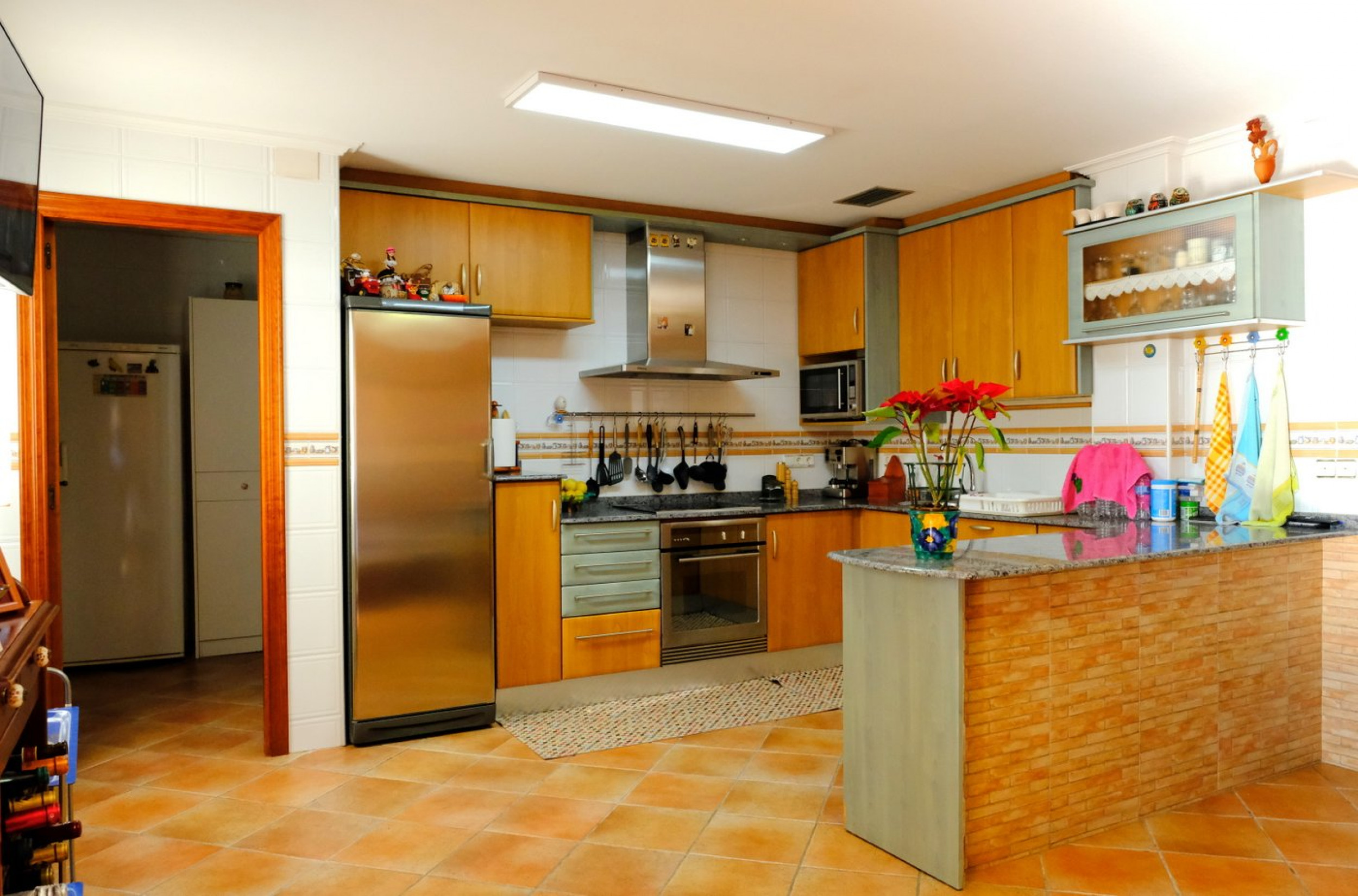 Resale - 5 Bedroom 3 Bathroom Villa in Orihuela -  - Alicante