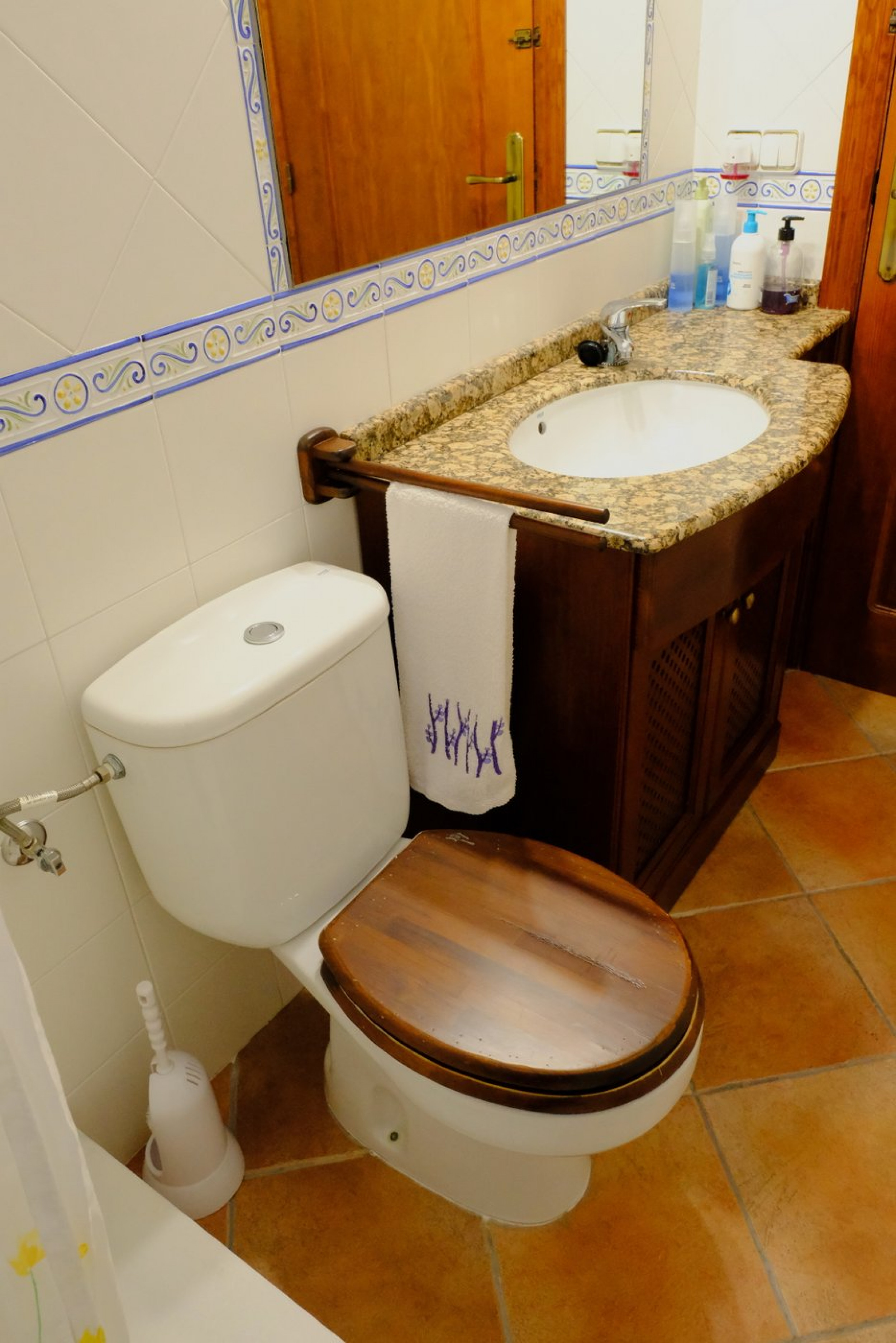 Resale - 5 Bedroom 3 Bathroom Villa in Orihuela -  - Alicante