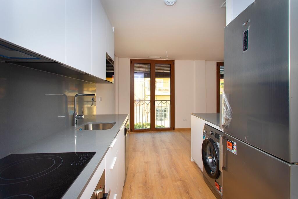 Resale - 3 Bedroom 2 Bathroom Apartment in Hondón de las Nieves -  - Alicante