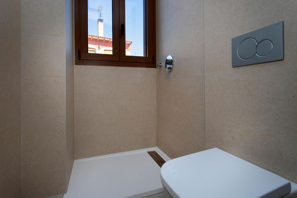 Resale - 3 Bedroom 2 Bathroom Apartment in Hondón de las Nieves -  - Alicante