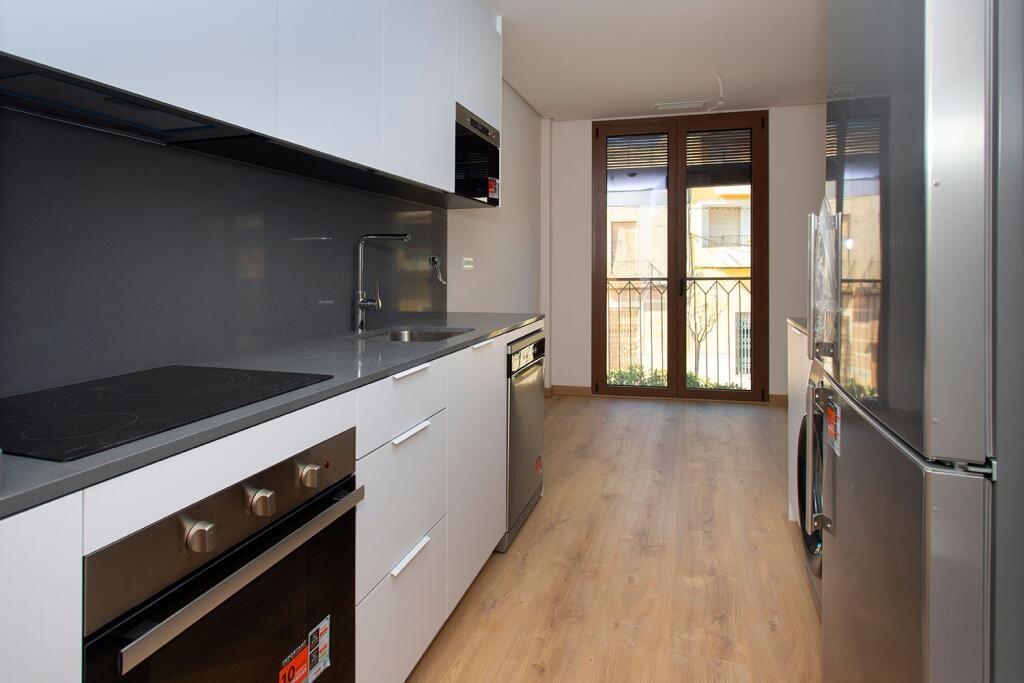 Resale - 3 Bedroom 2 Bathroom Apartment in Hondón de las Nieves -  - Alicante