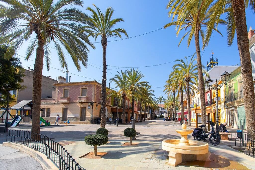 Resale - 3 Bedroom 2 Bathroom Apartment in Hondón de las Nieves -  - Alicante