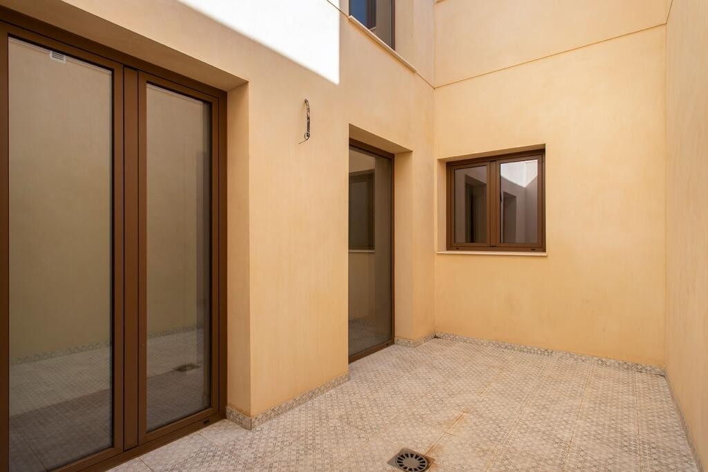 Resale - 3 Bedroom 2 Bathroom Apartment in Hondón de las Nieves -  - Alicante