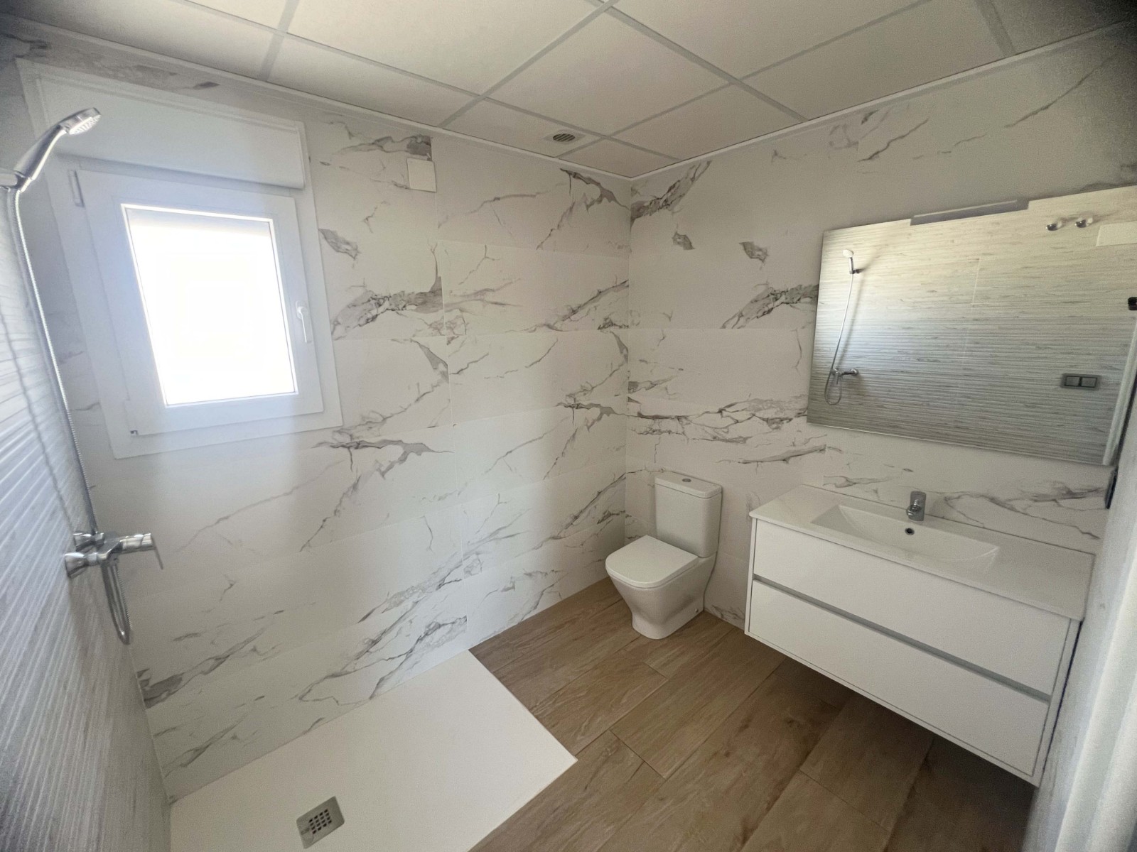 Sold - 3 Bedroom 2 Bathroom Villa in Pinoso -  - Alicante
