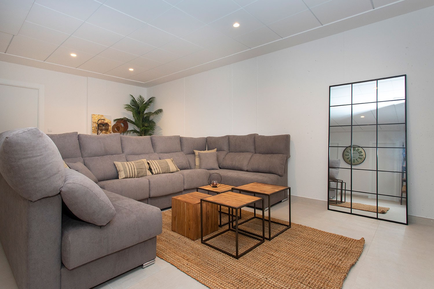 Resale - 3 Bedroom 3 Bathroom Villa in Hondón de las Nieves -  - Alicante