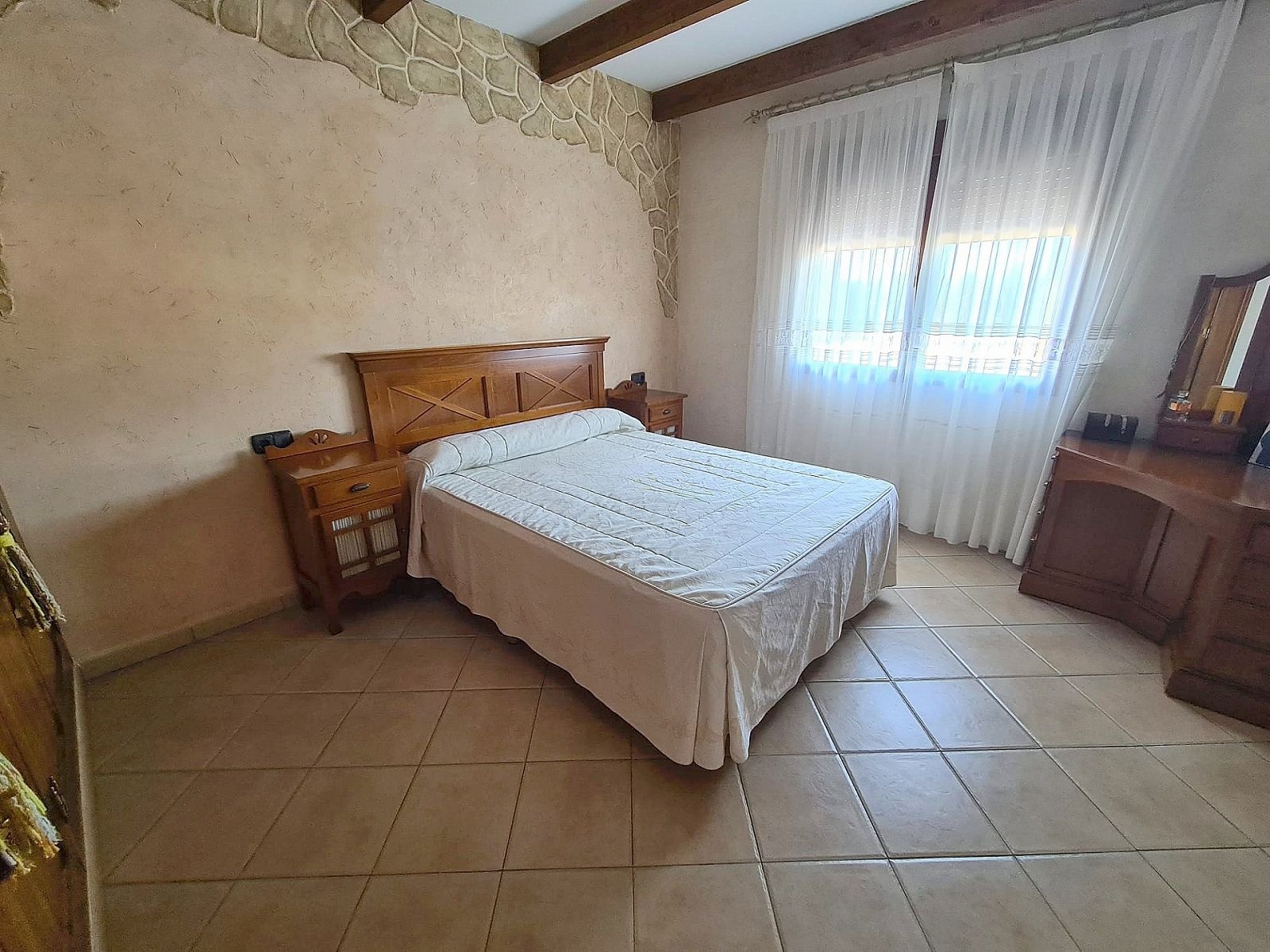 Resale - 3 Bedroom 2 Bathroom Villa in Pinoso -  - Alicante