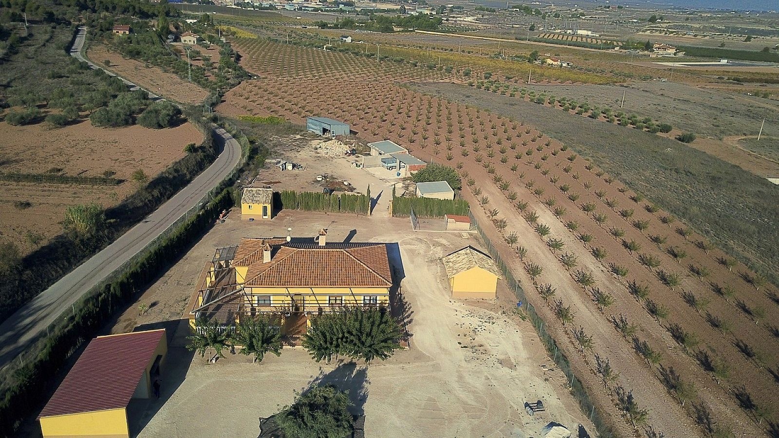 Resale - 3 Bedroom 2 Bathroom Villa in Pinoso -  - Alicante