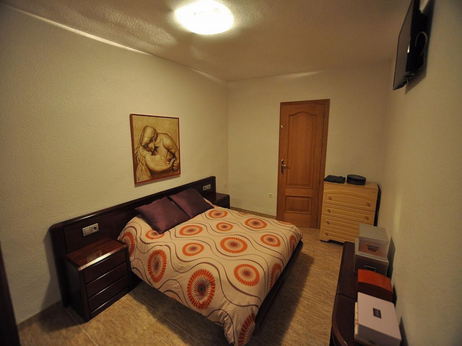 Resale - 3 Bedroom 2 Bathroom Commercial in Villena -  - Alicante