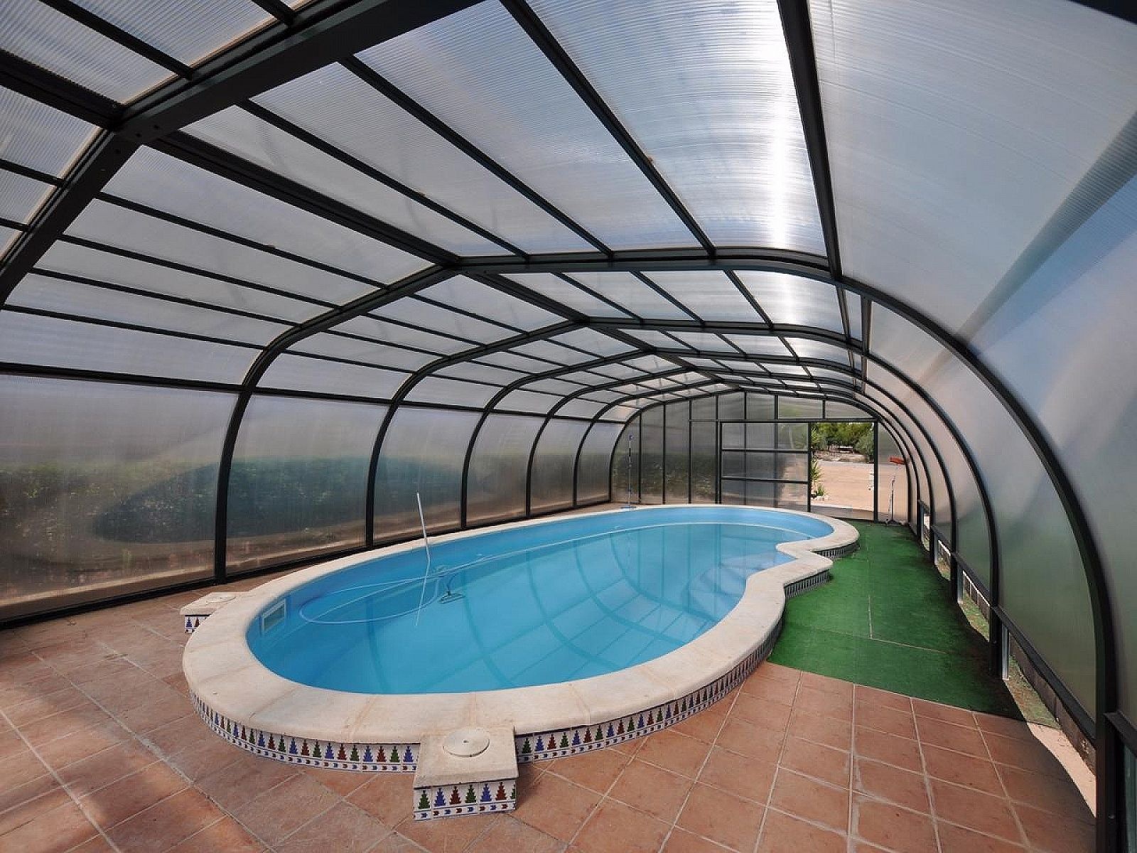 Resale - 8 Bedroom 3 Bathroom Villa in Sax -  - Alicante