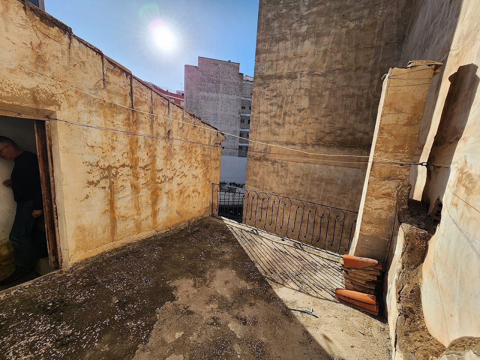 Resale - Townhouse in Villena -  - Alicante