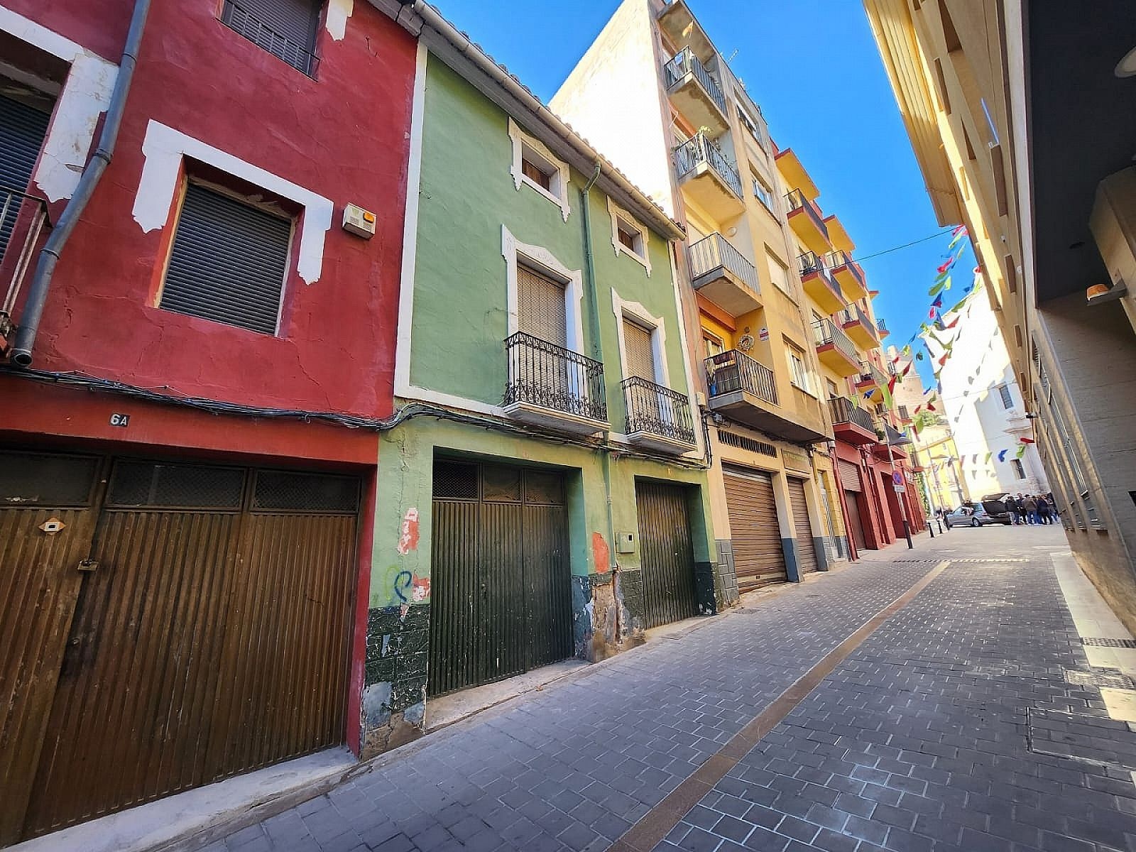Resale - Townhouse in Villena -  - Alicante