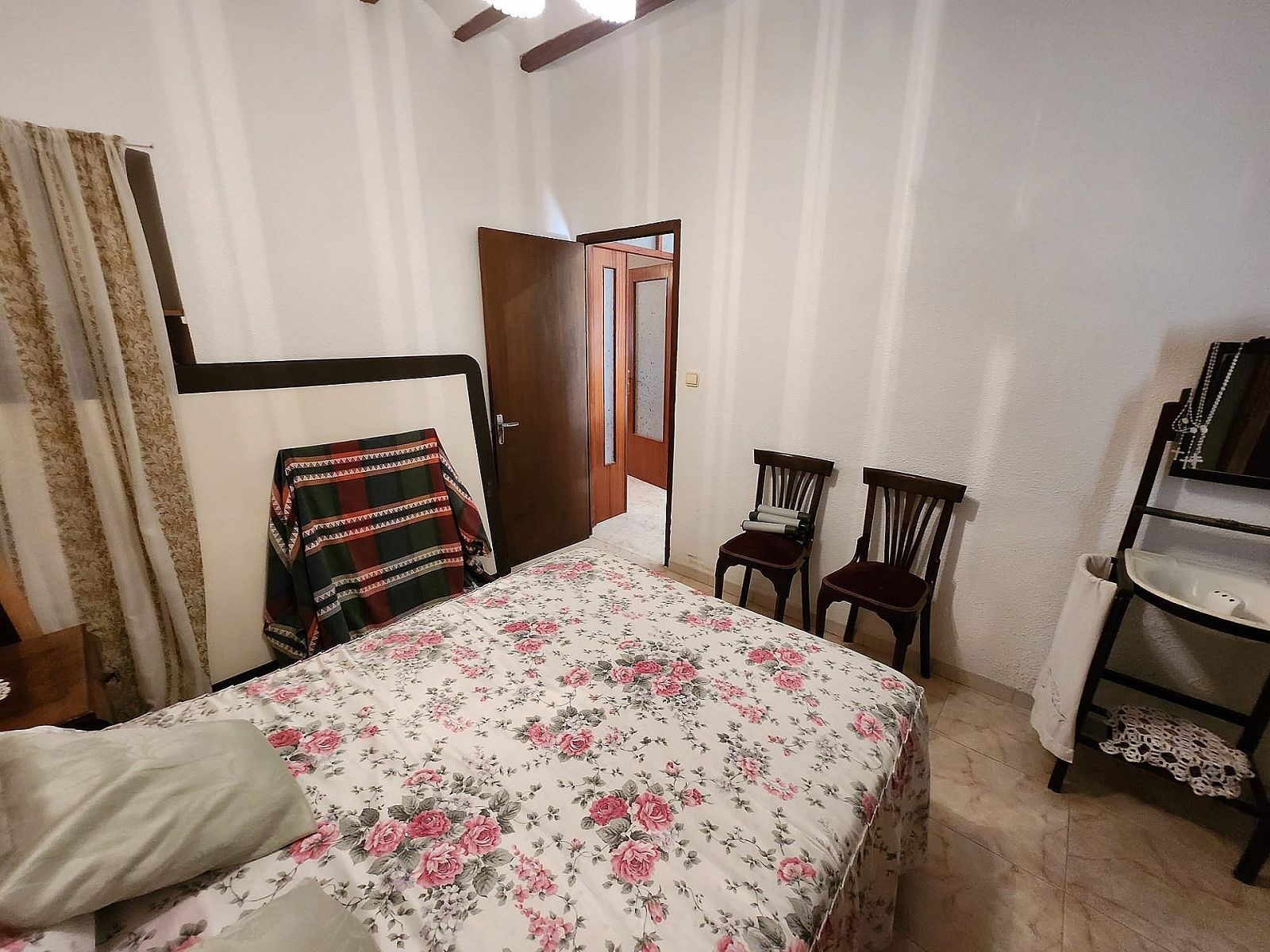 Resale - 5 Bedroom 1 Bathroom Townhouse in Yecla -  - Murcia