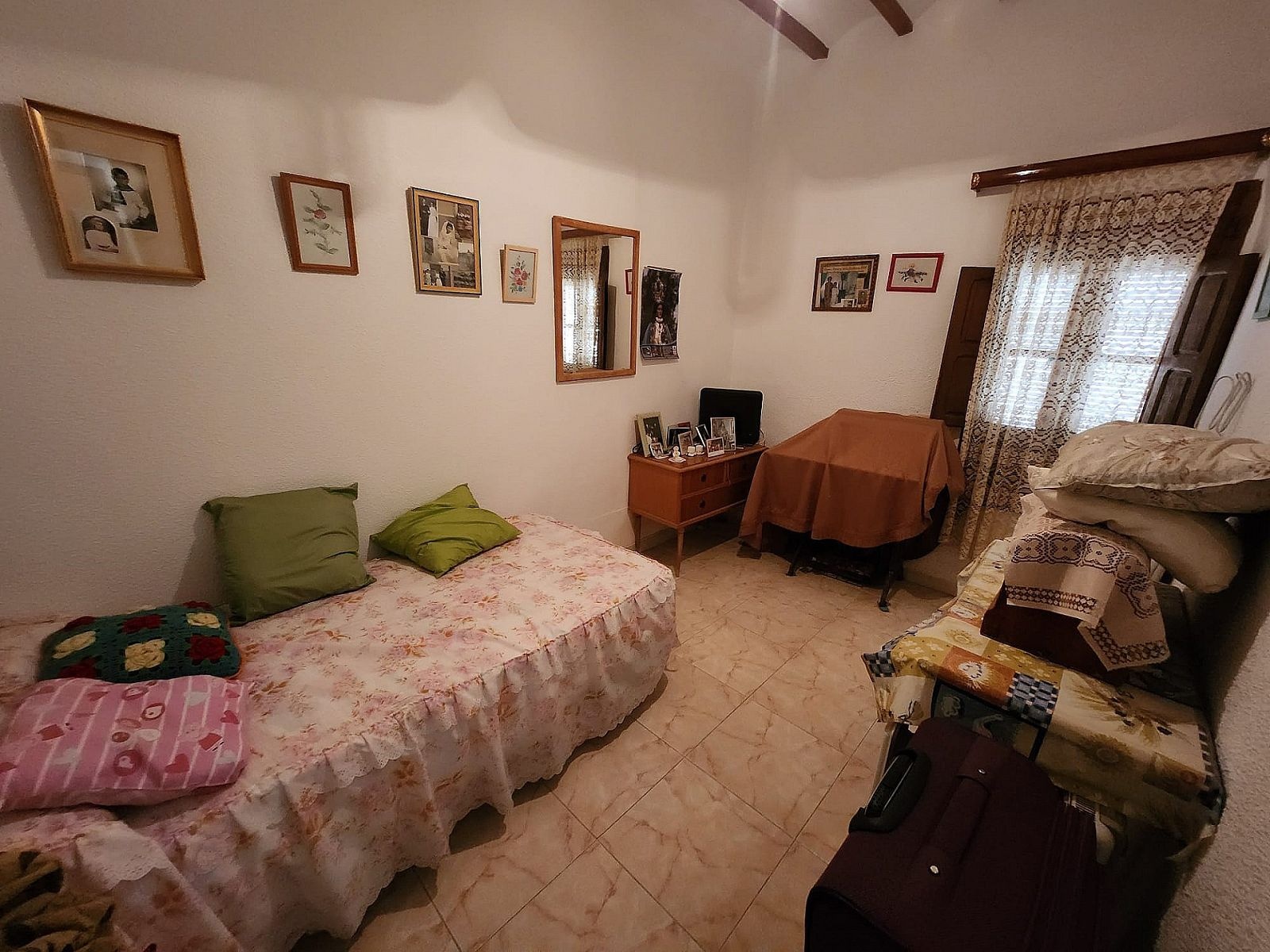 Resale - 5 Bedroom 1 Bathroom Townhouse in Yecla -  - Murcia