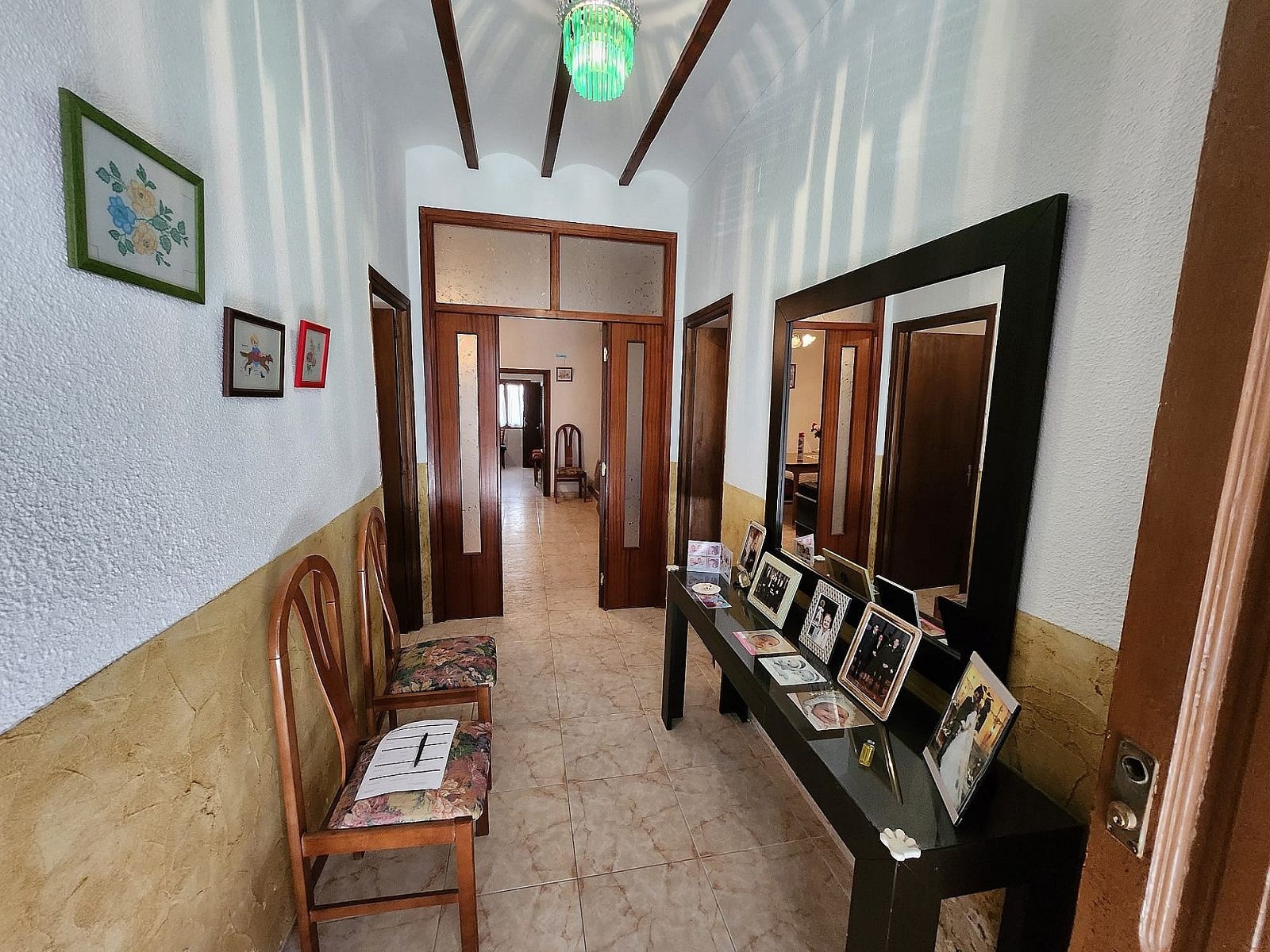 Resale - 5 Bedroom 1 Bathroom Townhouse in Yecla -  - Murcia