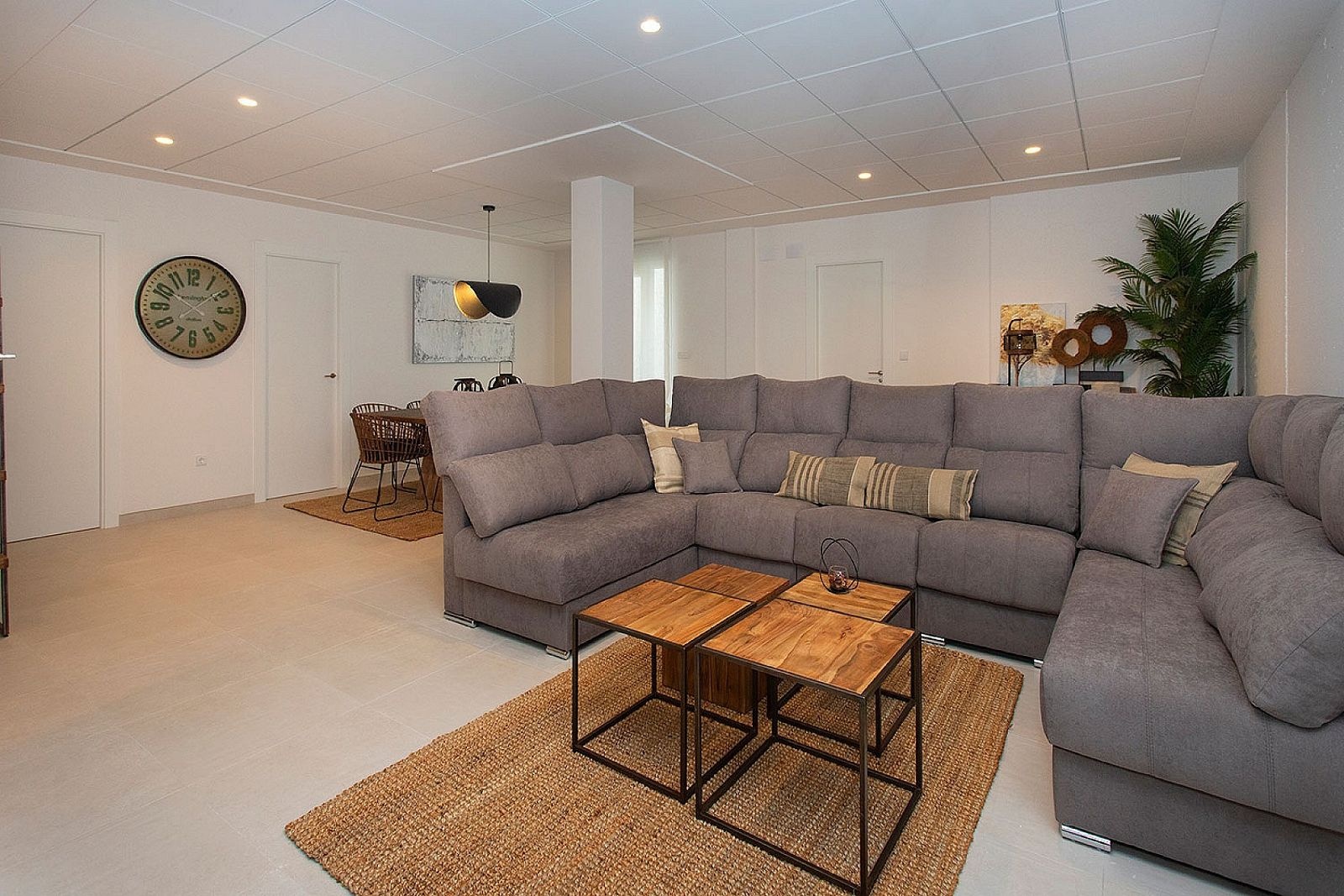 Resale - 3 Bedroom 3 Bathroom Villa in Hondón de las Nieves -  - Alicante