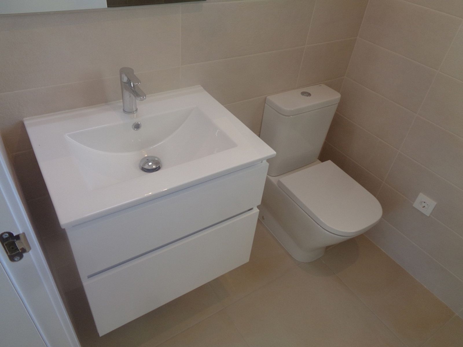 Resale - 3 Bedroom 2 Bathroom Villa in Pinoso -  - Alicante
