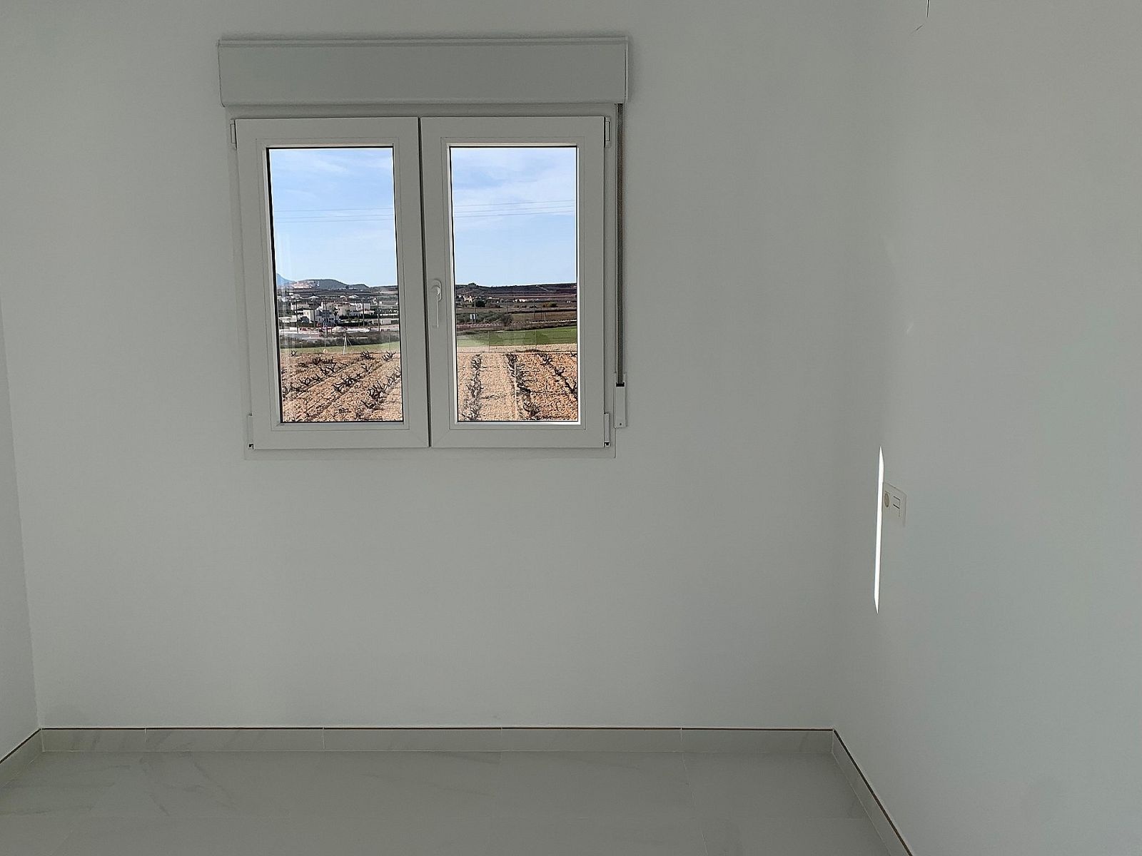 Resale - 3 Bedroom 2 Bathroom Villa in Pinoso -  - Alicante