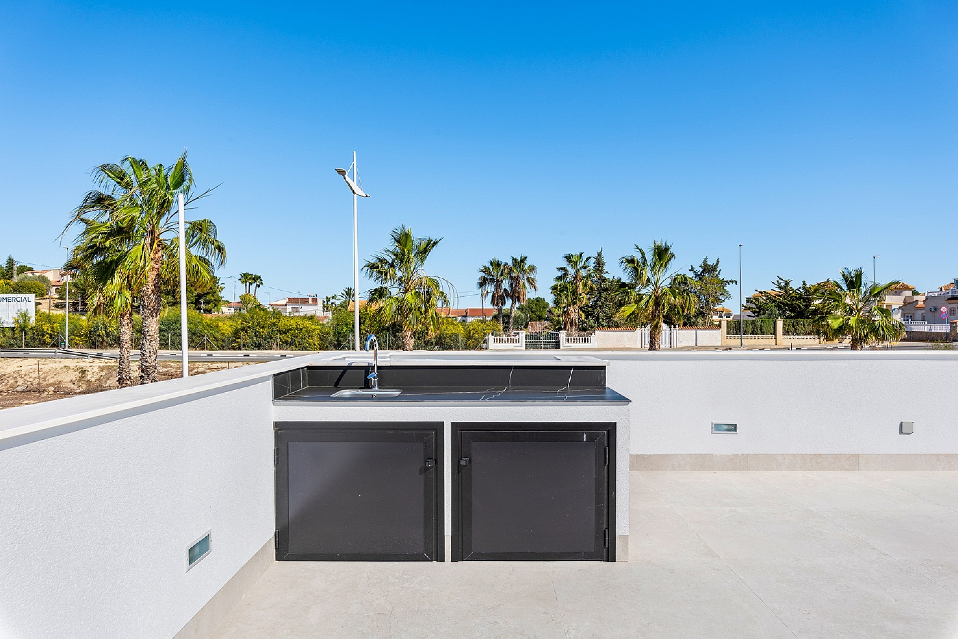 Resale - 3 Bedroom 2 Bathroom Villa in Algorfa -  - Alicante