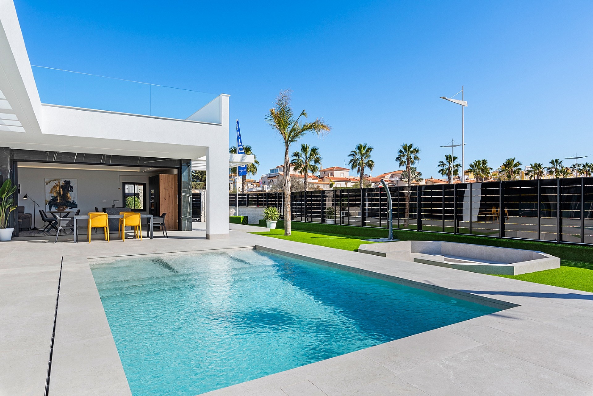 Resale - 3 Bedroom 2 Bathroom Villa in Algorfa -  - Alicante