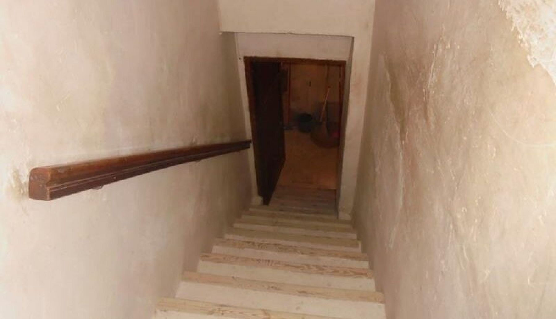 Resale - 6 Bedroom Country house in La Romana -  - Alicante