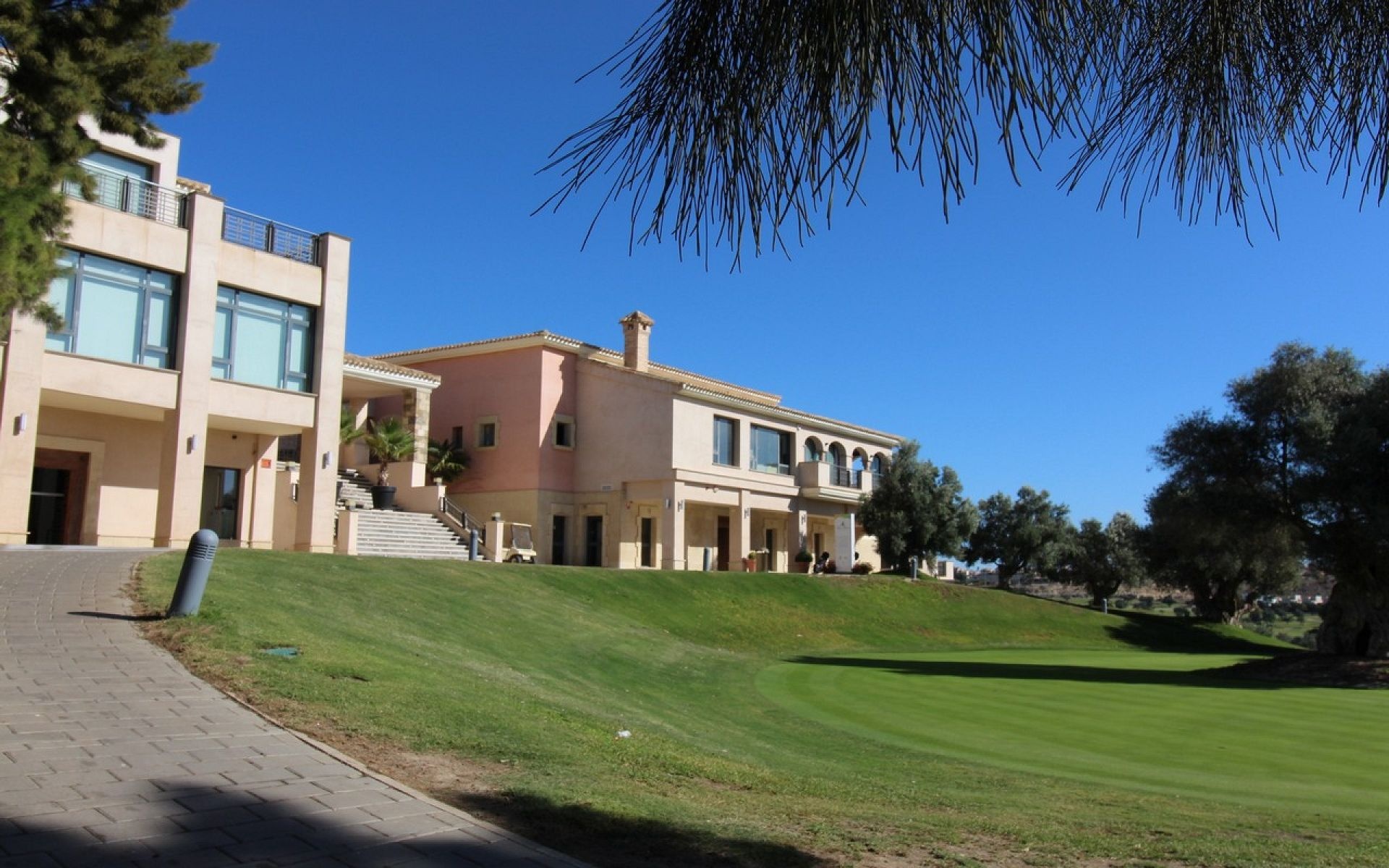 Resale - 3 Bedroom 2 Bathroom Villa in Algorfa -  - Alicante