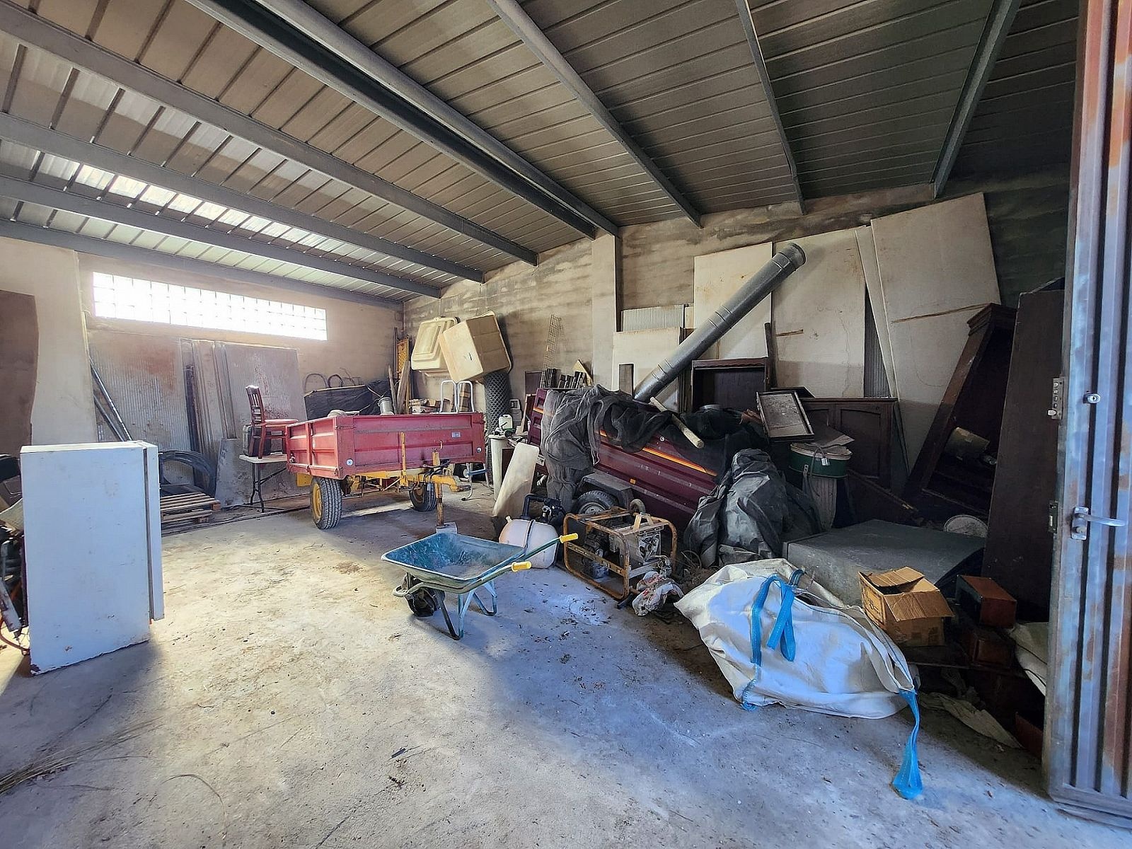 Resale - 5 Bedroom 1 Bathroom Country house in Caudete -  - Albacete