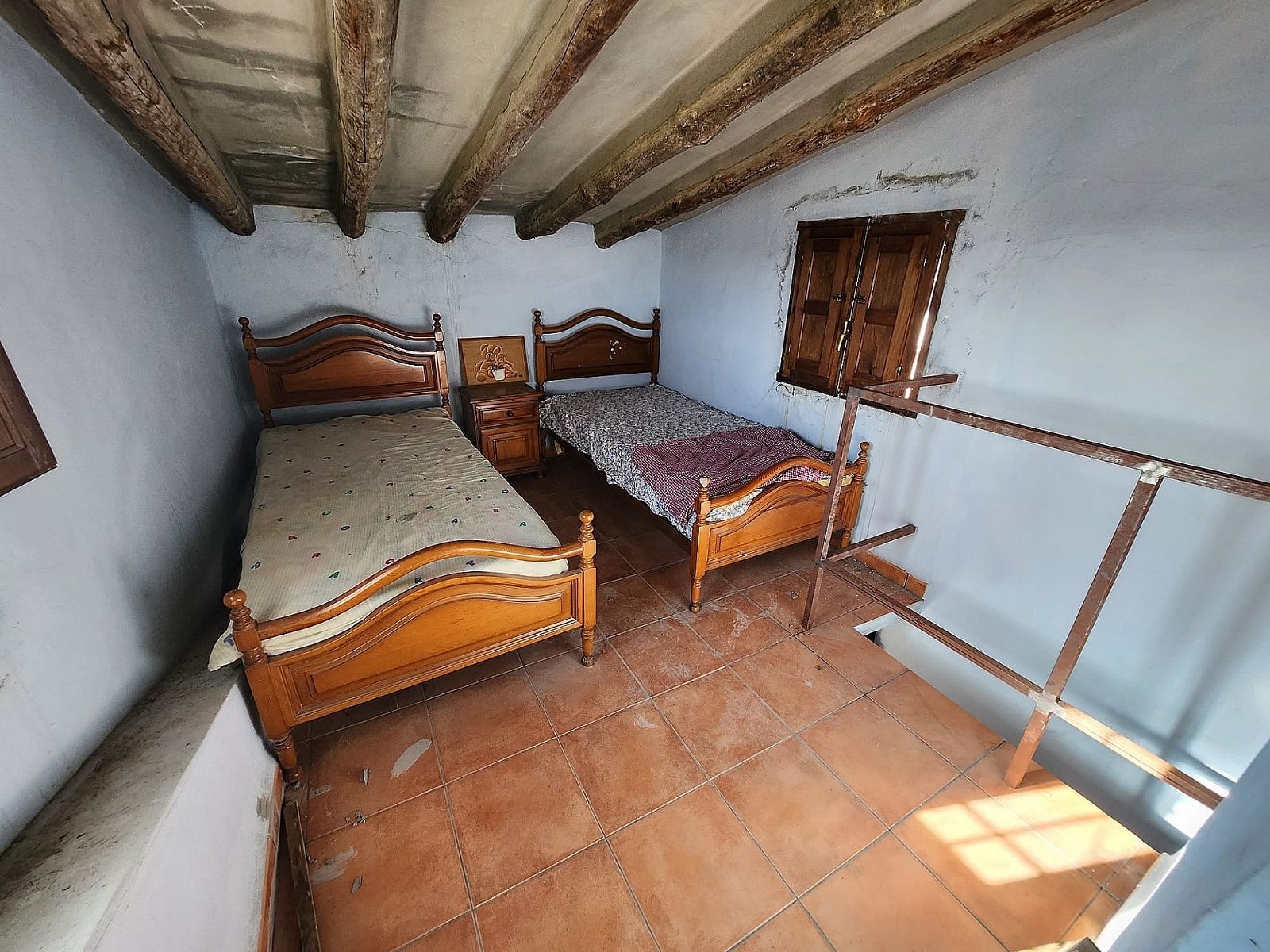 Resale - 5 Bedroom 1 Bathroom Country house in Caudete -  - Albacete