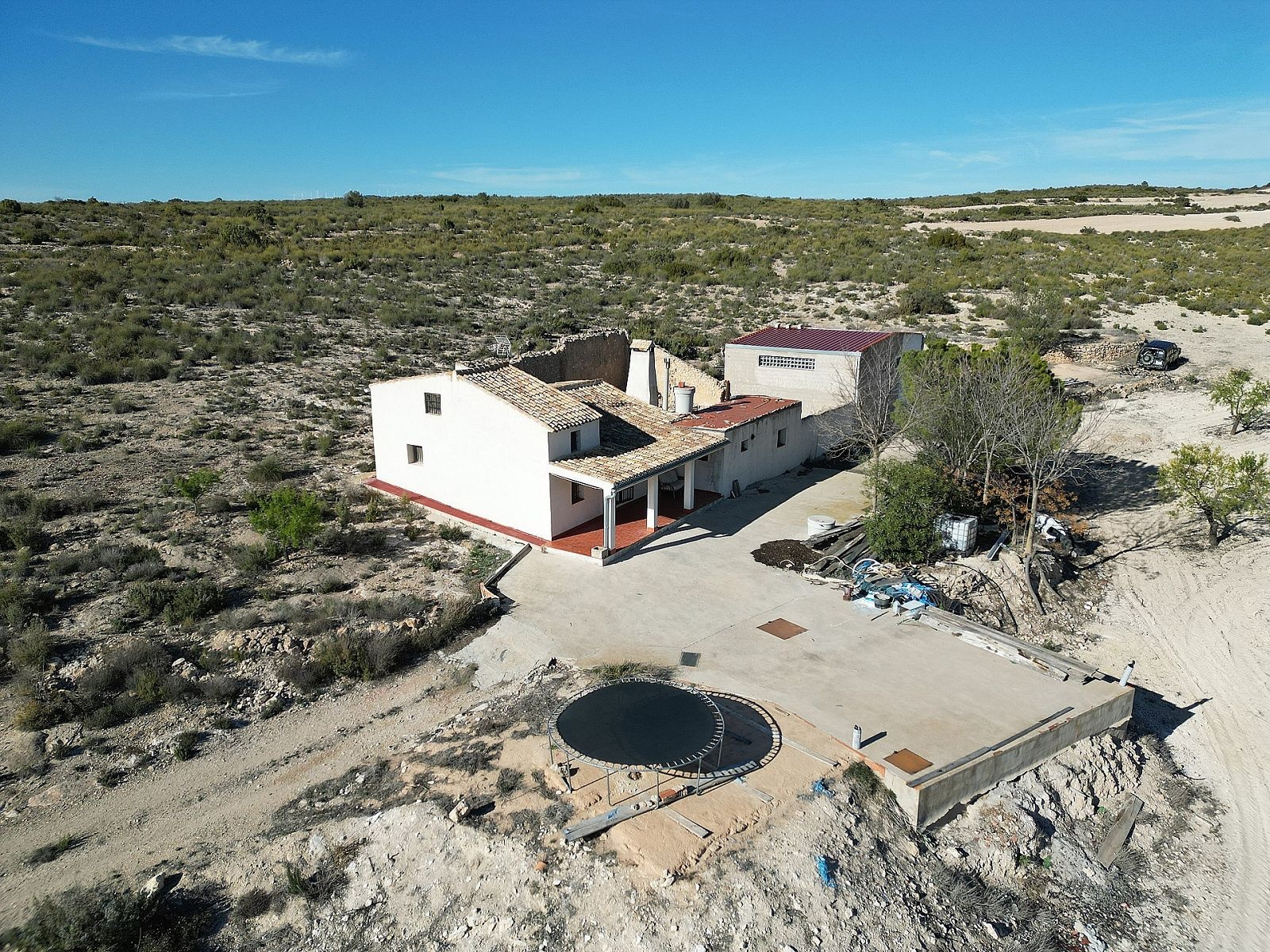 Resale - 5 Bedroom 1 Bathroom Country house in Caudete -  - Albacete
