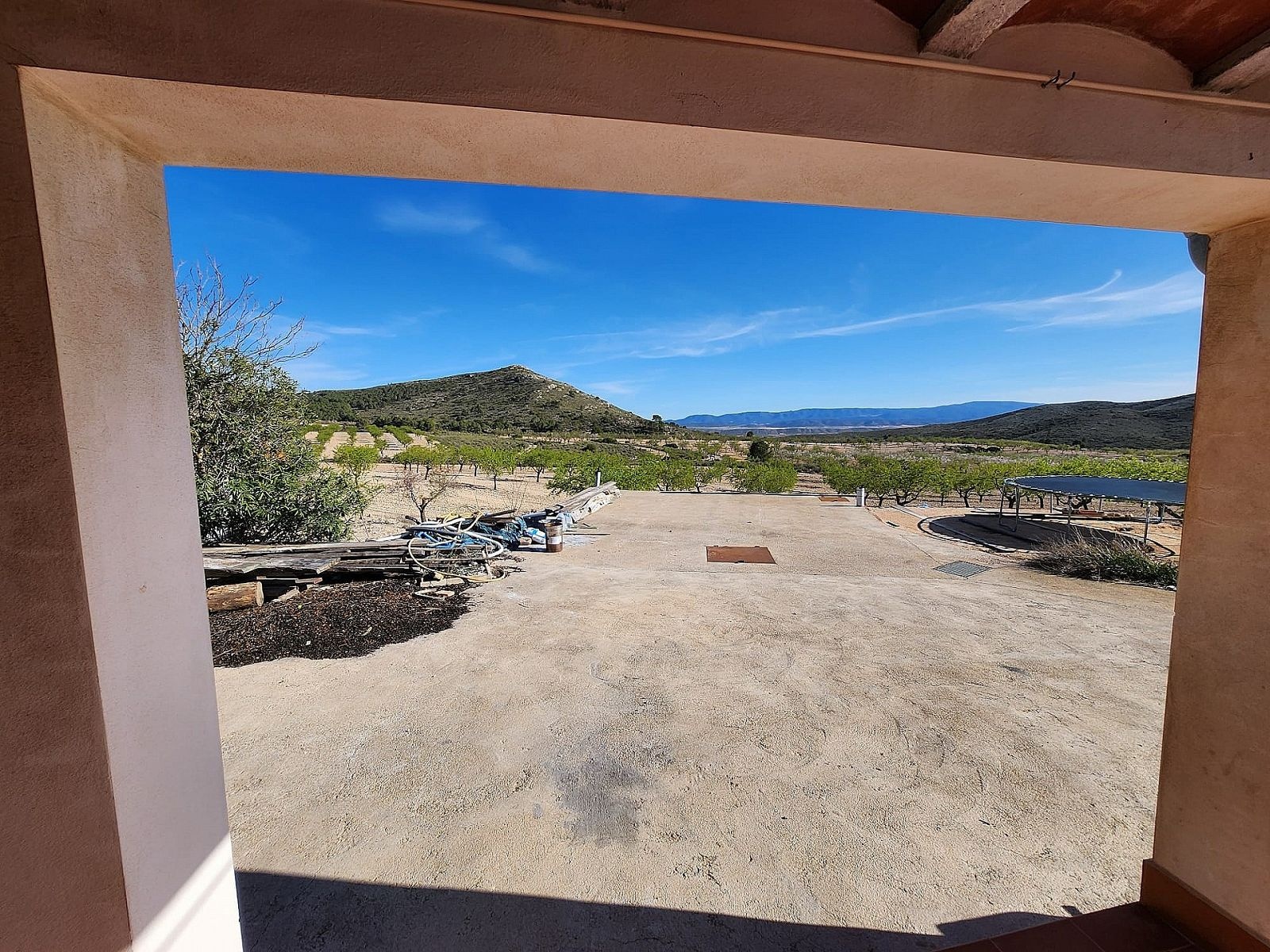 Resale - 5 Bedroom 1 Bathroom Country house in Caudete -  - Albacete