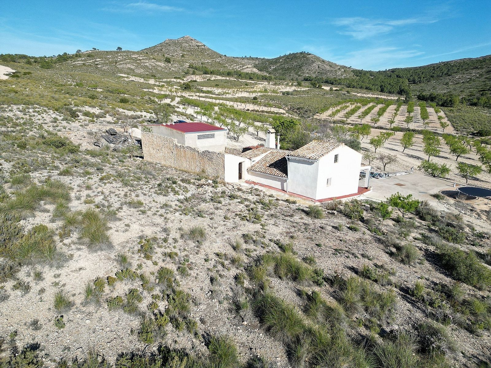 Resale - 5 Bedroom 1 Bathroom Country house in Caudete -  - Albacete