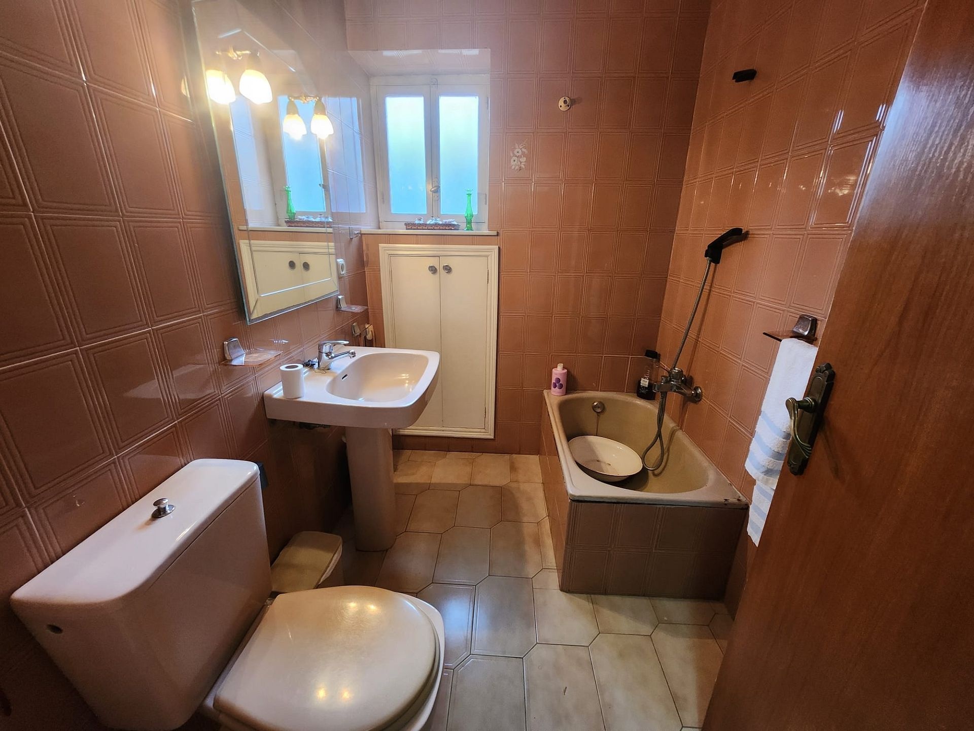 Resale - 4 Bedroom 2 Bathroom Townhouse in Monóvar -  - Alicante