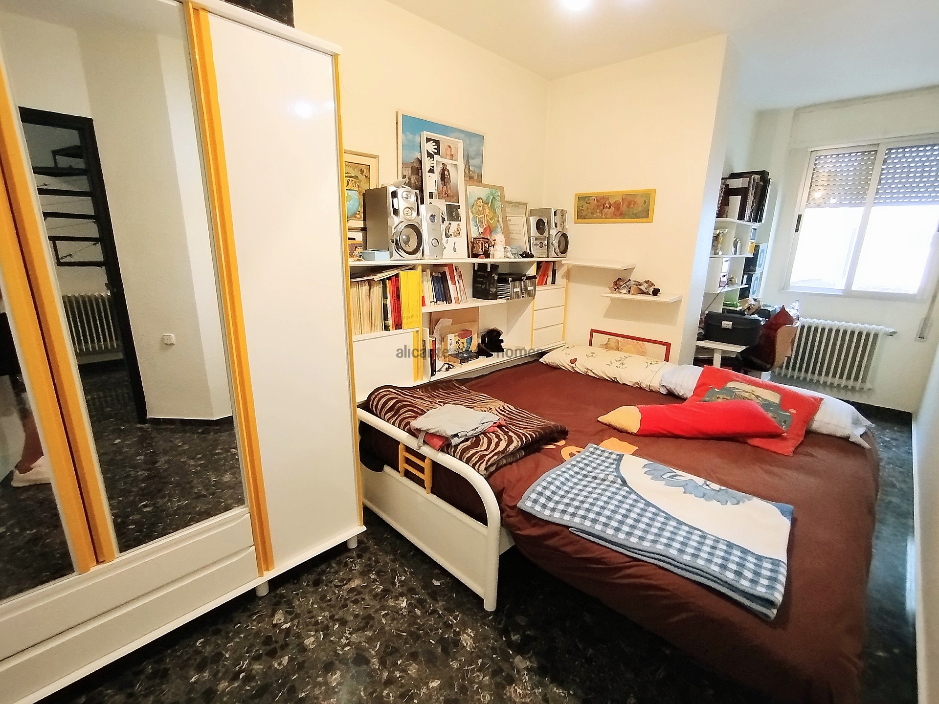 Resale - 4 Bedroom 2 Bathroom Townhouse in Yecla -  - Murcia